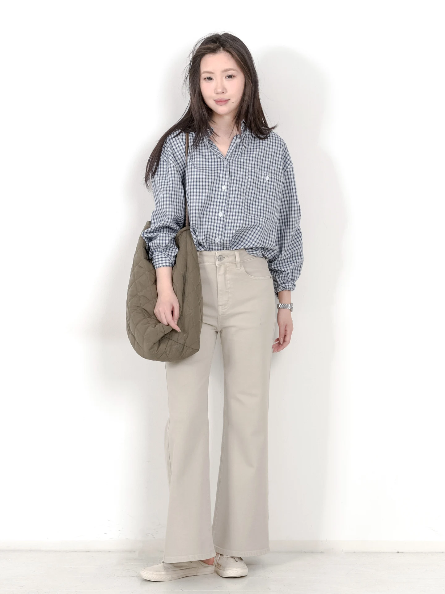 Slim Fit Bell Bottom Jeans Women's Color Light Beige Vintage Style High Waist Denim Pants Spring Autumn Seasonal Ladies...
Slim Fit Bell Bottom Jeans Women's Color Light Beige Vintage Style High Waist Denim Pants Spring Autumn Seasonal Ladies...