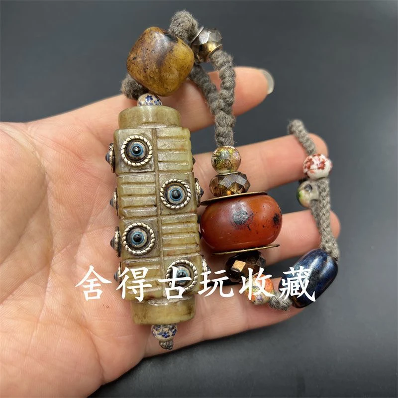 Qi Ming Qing Stone Bi Old Goods Handlebar Piece High Ancient Pendant Dumpling Tube Inlaid with Gemstones Handmade Handlebar Rope
Qi Ming Qing Stone Bi Old Goods Handlebar Piece High Ancient Pendant Dumpling Tube Inlaid with Gemstones Handmade Handlebar Rope