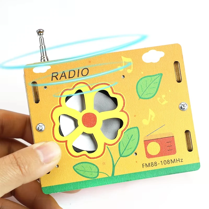 Children Toys Mini Radio Learning DIY Wooden Toys Montessori Educational Assembling Toy Puzzle Science Experiment Kit for Kids
Children Toys Mini Radio Learning DIY Wooden Toys Montessori Educational Assembling Toy Puzzle Science Experiment Kit for Kids