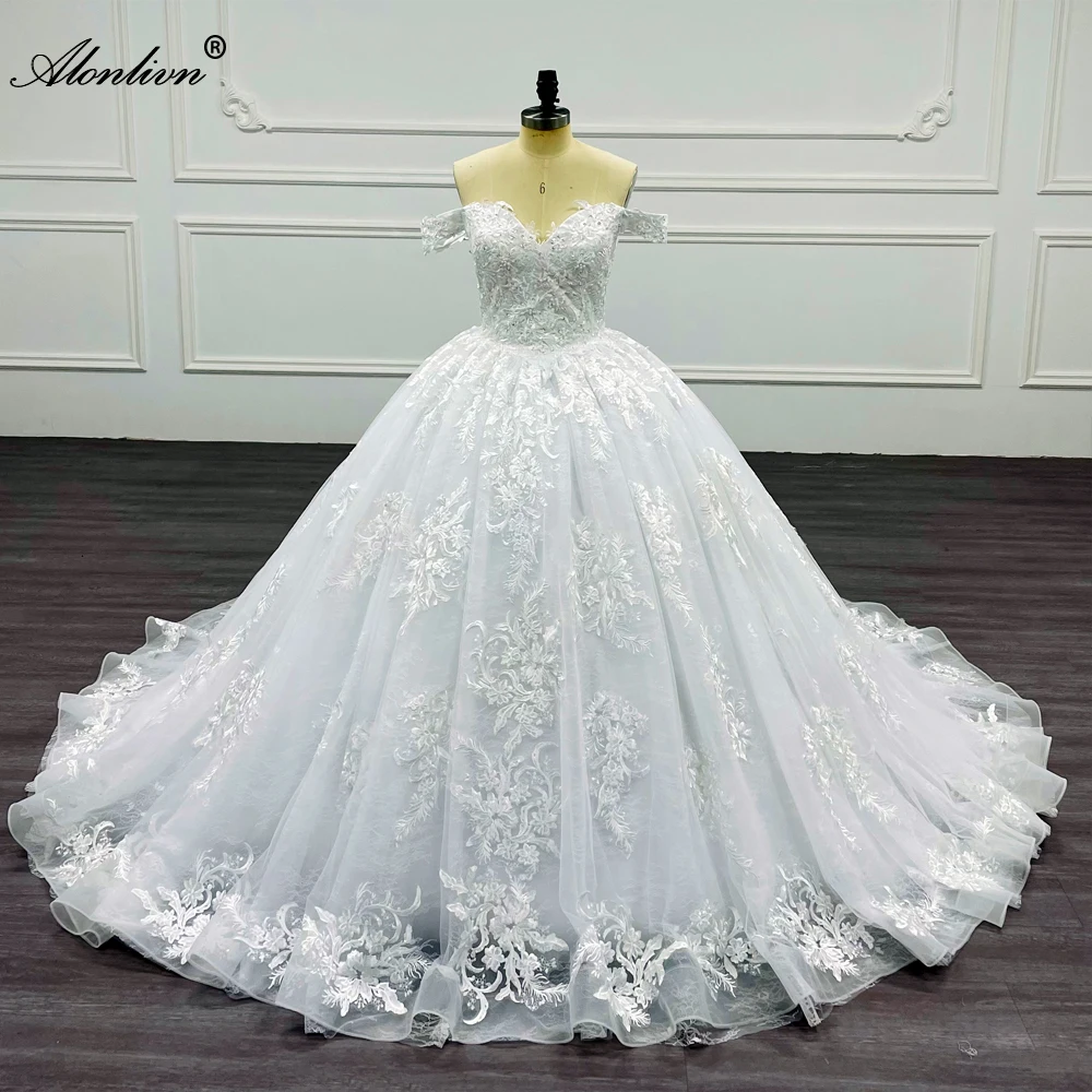 Alonlivn Luxury Ball Gown Wedding Dresses With Beading Pearls Appliques Lace Off Shoulder Sweetheart Bride Skirts
Alonlivn Luxury Ball Gown Wedding Dresses With Beading Pearls Appliques Lace Off Shoulder Sweetheart Bride Skirts
