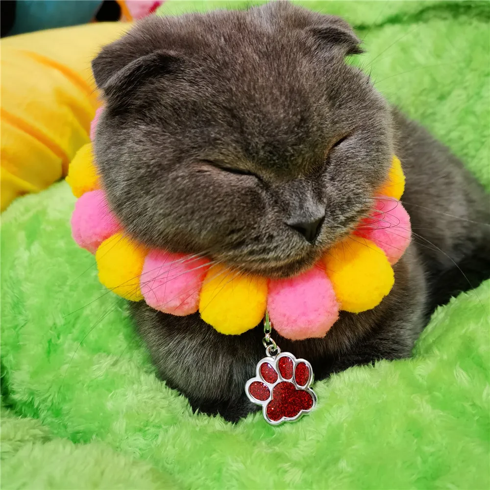 Fashion Soft Pet Dog Cat Kitty Plush Ball Candy Necklace Decoration Collar with 6-color Bling Paw Print Pendant Pets Accessories
Fashion Soft Pet Dog Cat Kitty Plush Ball Candy Necklace Decoration Collar with 6-color Bling Paw Print Pendant Pets Accessories
