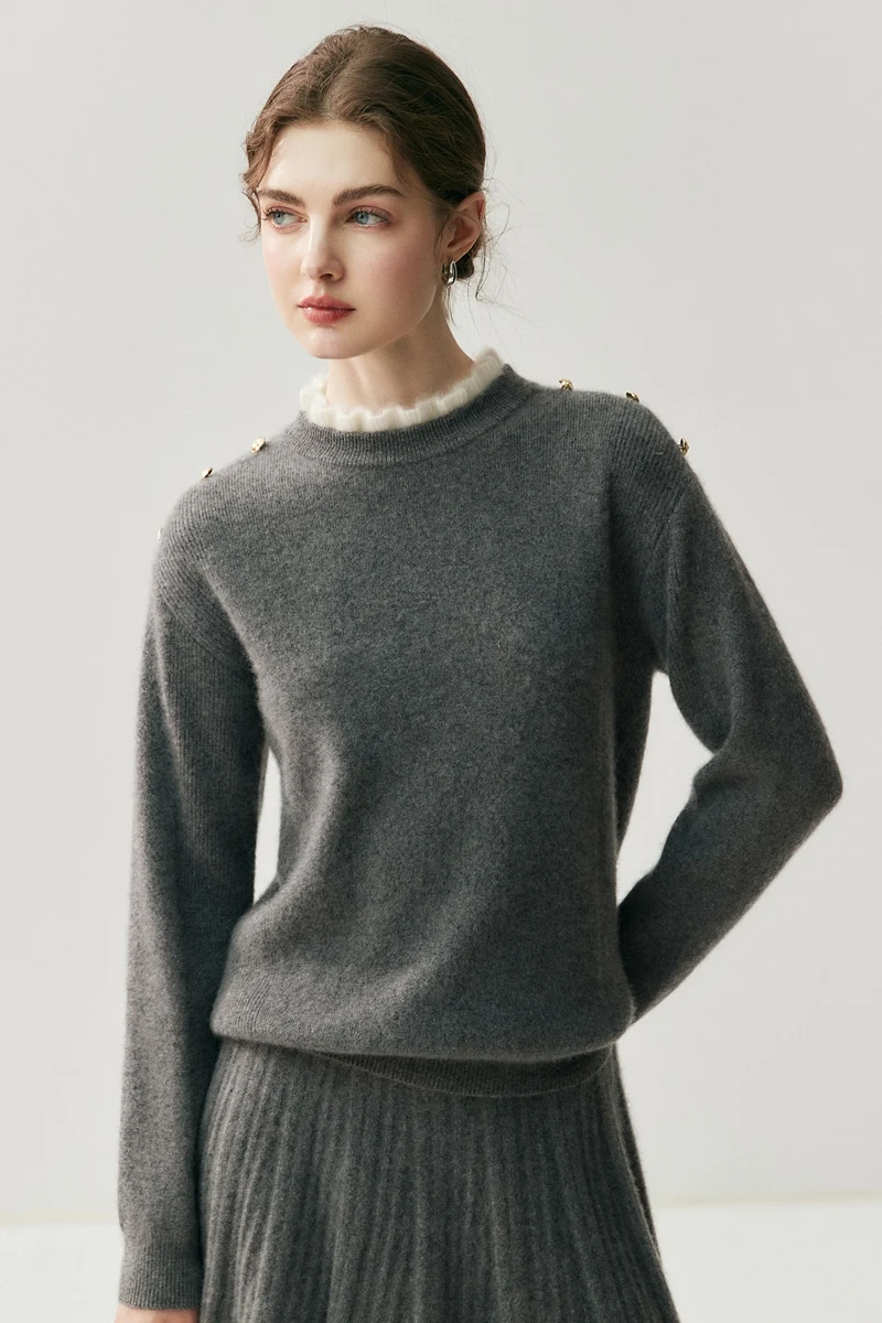 New Arrivals Women's Chic O-Neck Stringy Selvedge Shoulders Three Buttons 100% Cashmere Knitted Sweater Thick Exquisite Tops
New Arrivals Women's Chic O-Neck Stringy Selvedge Shoulders Three Buttons 100% Cashmere Knitted Sweater Thick Exquisite Tops