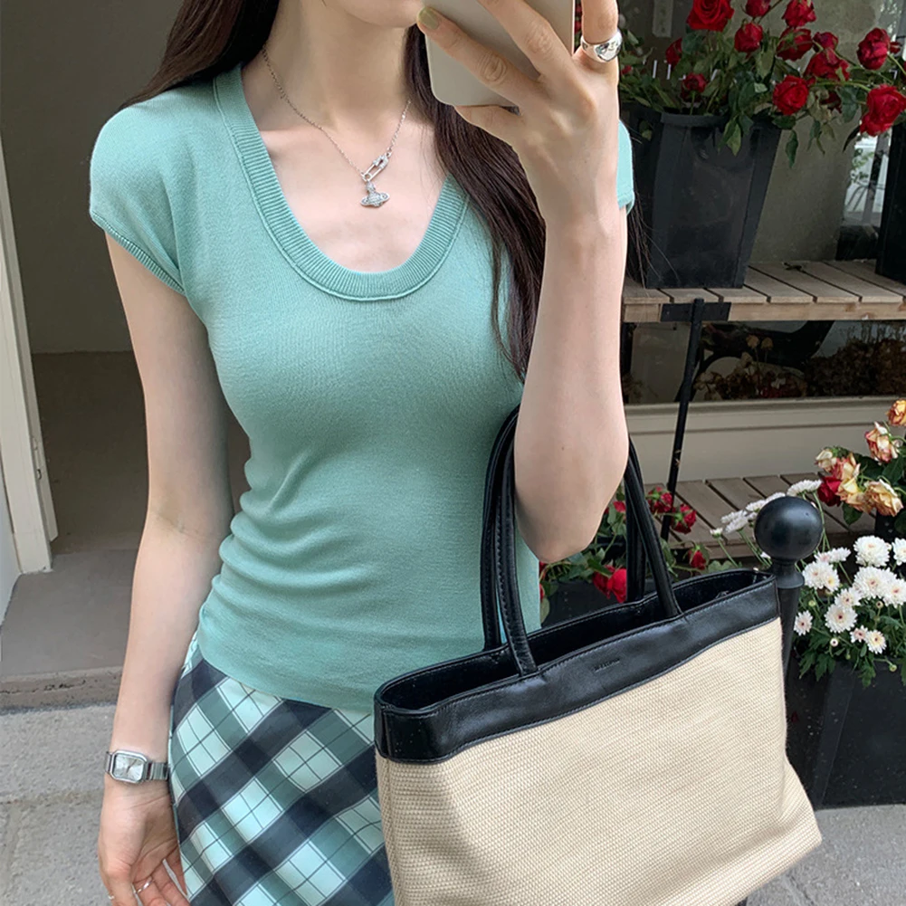 Basic Cardigan Short Sleeve Top Solid Color Design Lightweight Polyester Regular Length Garment Versatile Style
Basic Cardigan Short Sleeve Top Solid Color Design Lightweight Polyester Regular Length Garment Versatile Style