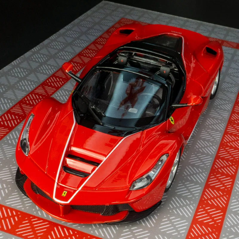Bburago 1:24 Ferrari Rafa convertible alloy car model doors can be opened suitable for collection and can be given as a gift
Bburago 1:24 Ferrari Rafa convertible alloy car model doors can be opened suitable for collection and can be given as a gift