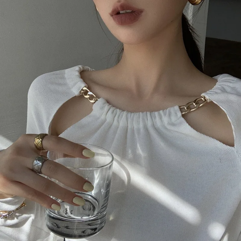 2023 New Women Sexy Long Sleeve Black Harajuku T-shirts Chain Hollow Korean Fashion Slim Navel T-shirt Women Tops Gothic Clothes
2023 New Women Sexy Long Sleeve Black Harajuku T-shirts Chain Hollow Korean Fashion Slim Navel T-shirt Women Tops Gothic Clothes