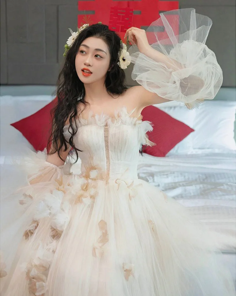Luxurious One-shoulder French Light Wedding Dress For The Bride In 2025 Forest-style Wedding Dress For The Fleeing Princess
Luxurious One-shoulder French Light Wedding Dress For The Bride In 2025 Forest-style Wedding Dress For The Fleeing Princess