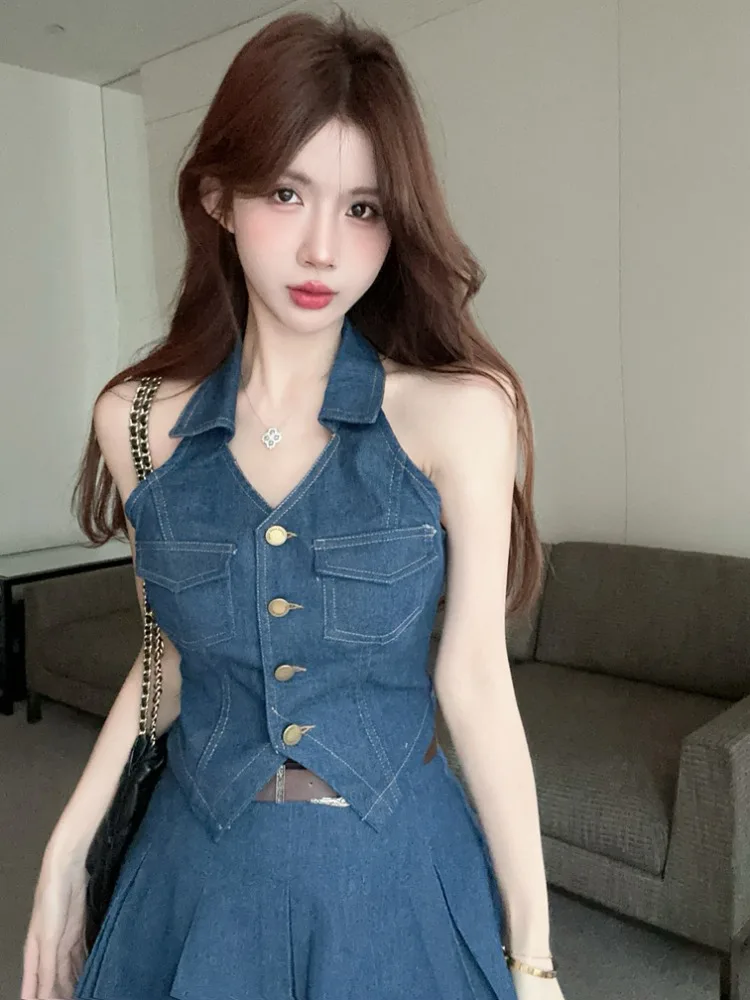 American Hot Girl Denim Design Slimming Pleated Skirt Summer New Small Audience Set Women's High Waist Midi Dress Tops
American Hot Girl Denim Design Slimming Pleated Skirt Summer New Small Audience Set Women's High Waist Midi Dress Tops