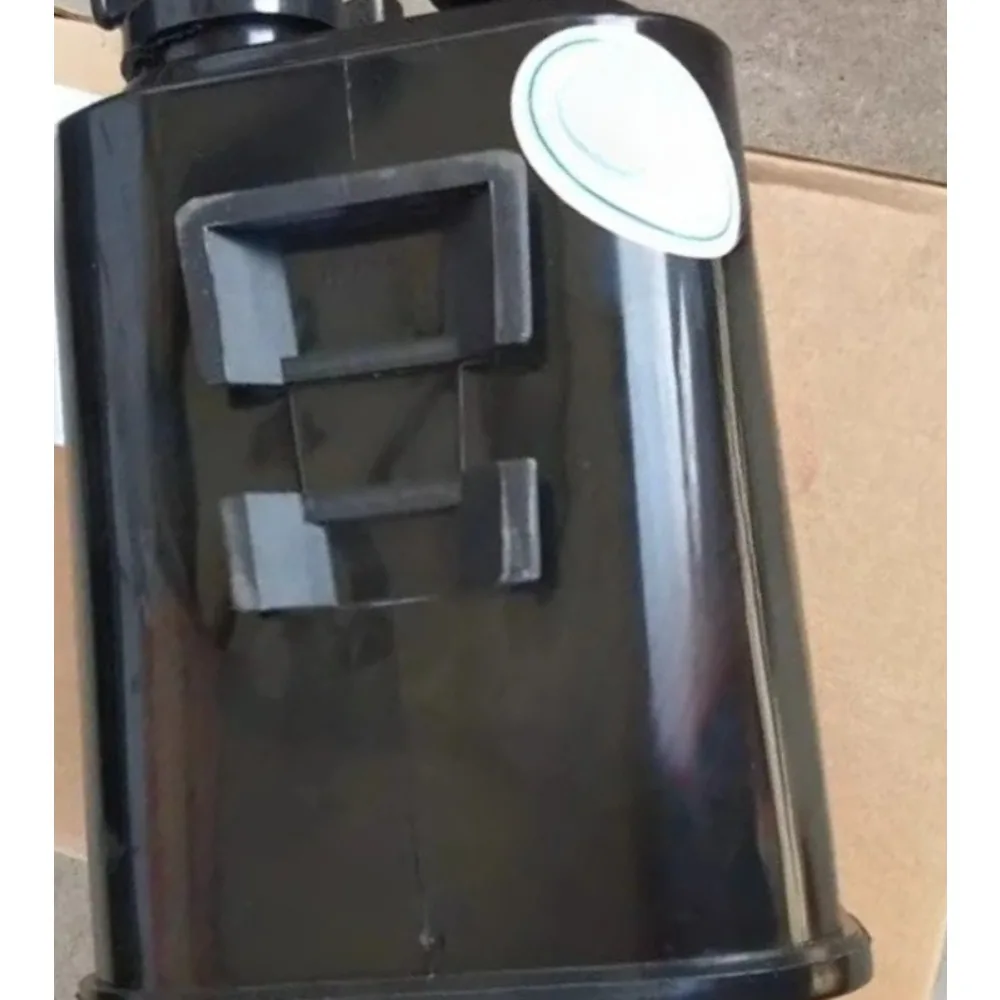 Car 1PC Engine Oil Fuel Tank Activated Carbon Canister Assembly Replacement Parts for Geely Panda Gleagle GX2 Brand New
Car 1PC Engine Oil Fuel Tank Activated Carbon Canister Assembly Replacement Parts for Geely Panda Gleagle GX2 Brand New