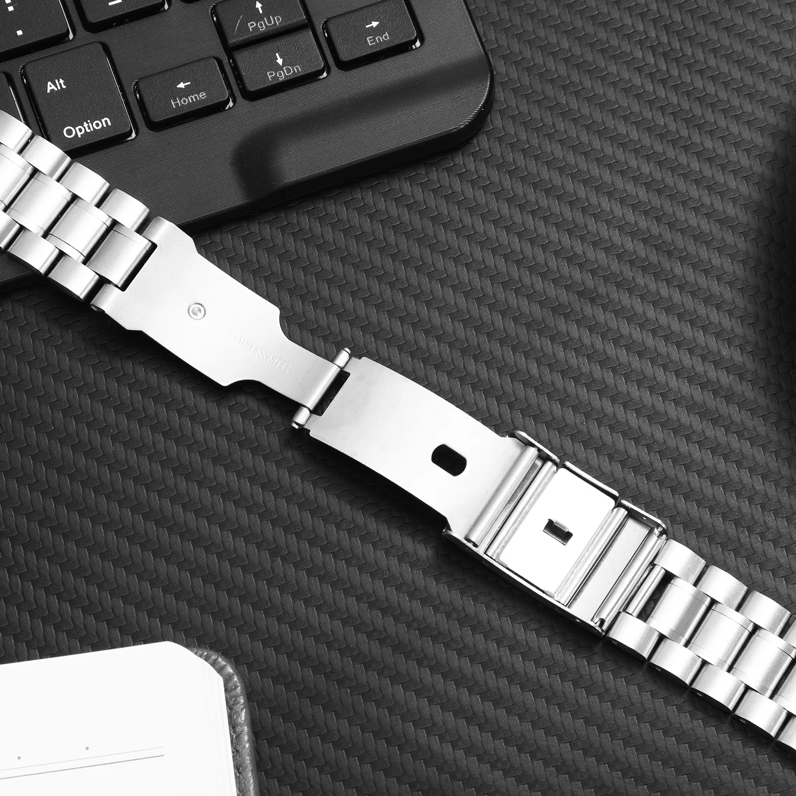 4pcs 22mm Stainless Steel Watch Band 180mm Length 3 5mm Thickness Foldover Clasp Black Spring Bars Ideal Replacement
4pcs 22mm Stainless Steel Watch Band 180mm Length 3 5mm Thickness Foldover Clasp Black Spring Bars Ideal Replacement