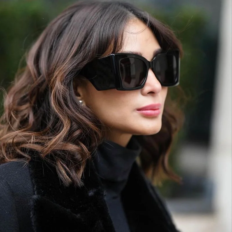 Ins Popular Square Sunglasses Women Wide Legs Men Travel Shades Male Female UV400 Gafas Oculos Retro Brand Designer Luxury
Ins Popular Square Sunglasses Women Wide Legs Men Travel Shades Male Female UV400 Gafas Oculos Retro Brand Designer Luxury