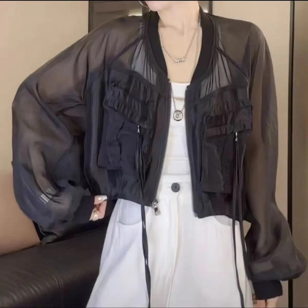 Design Women Clothing Pockets Sun Protection Outerwear Summer New Breathable Jacket Zipper Sweatshirt Versatile Top White Black
Design Women Clothing Pockets Sun Protection Outerwear Summer New Breathable Jacket Zipper Sweatshirt Versatile Top White Black