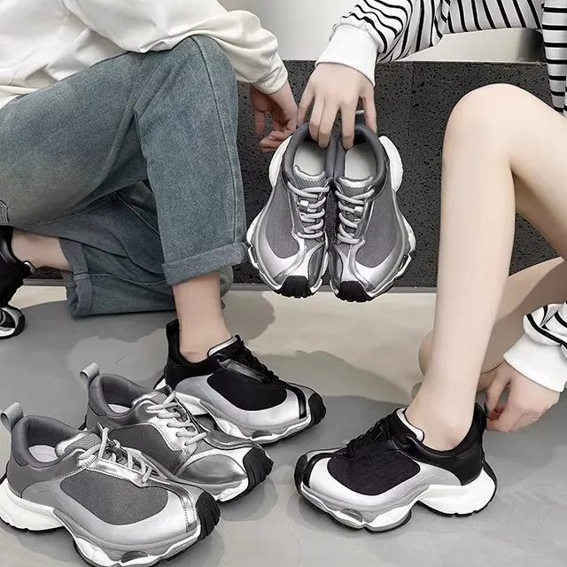 Trendy Sporty Dad Shoes Women's Fashion Casual Low Top Breathable Leather Sneakers Thick Bottom Retro Parisian Couple Sneakers
Trendy Sporty Dad Shoes Women's Fashion Casual Low Top Breathable Leather Sneakers Thick Bottom Retro Parisian Couple Sneakers