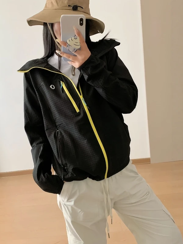 Женская уличная куртка-софтшелл с капюшоном для ранней осени, свободного кроя, водонепроницаемая, быстросохнущая, для спорта и альпинизма
Женская уличная куртка-софтшелл с капюшоном для ранней осени, свободного кроя, водонепроницаемая, быстросохнущая, для спорта и альпинизма