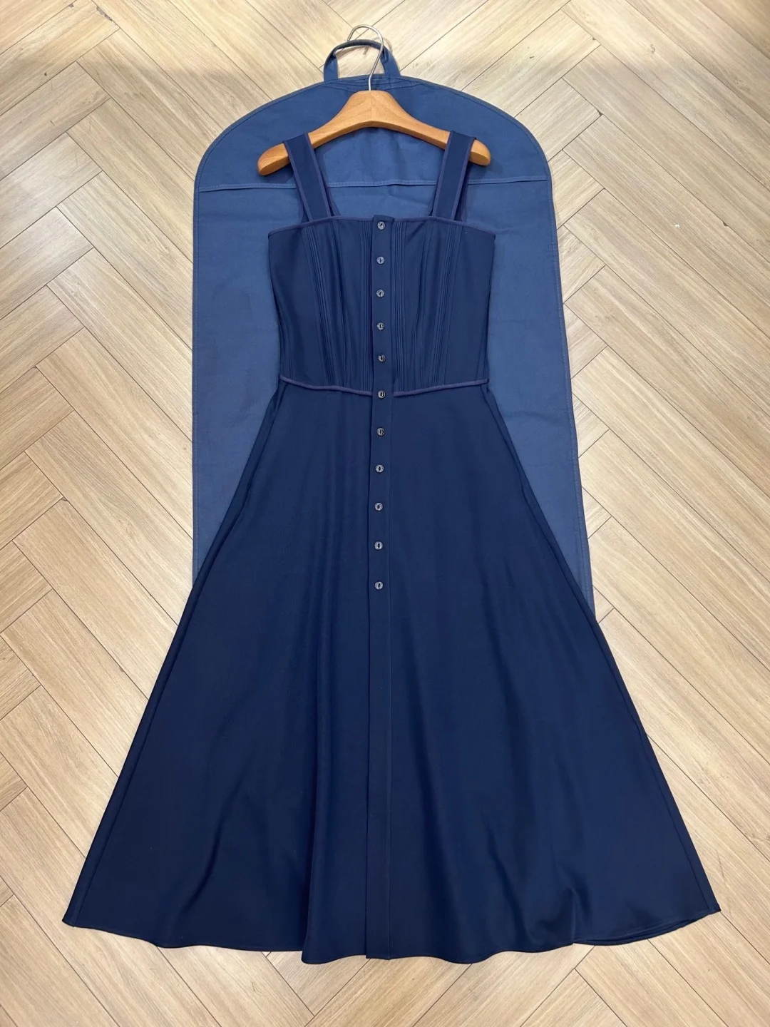 2026 New French Style Cami Dress | Pleated High Waist A-Line Maxi Dress Draped Flowy Slip Dress for Work Vacation Formal
2026 New French Style Cami Dress | Pleated High Waist A-Line Maxi Dress Draped Flowy Slip Dress for Work Vacation Formal