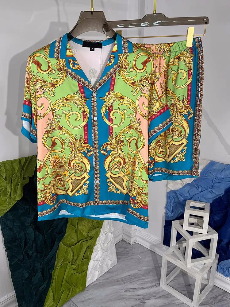 2023 Summer Holiday Style Men's Suit High Quality Print Short Sleeves Shirt + Casual Beach shorts C632
2023 Summer Holiday Style Men's Suit High Quality Print Short Sleeves Shirt + Casual Beach shorts C632
