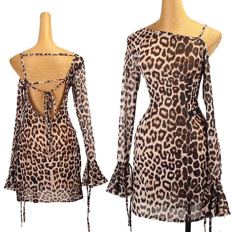 2023 New Latin Dance Dress For Women Sexy Leopard Print Backless Practice Clothes Chacha Rumba Tango Dress Latin Clothes DQL8153
2023 New Latin Dance Dress For Women Sexy Leopard Print Backless Practice Clothes Chacha Rumba Tango Dress Latin Clothes DQL8153