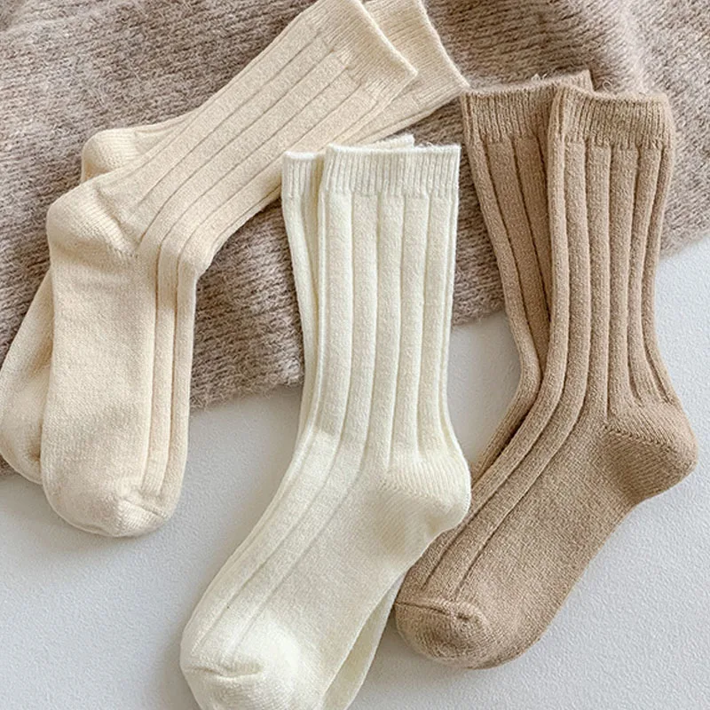 2023 Women Winter Knitted Socks Cashmere Wool Thickened Warm Women's Socks Socks Fashion Harajuku Solid Color Warm Stockings
2023 Women Winter Knitted Socks Cashmere Wool Thickened Warm Women's Socks Socks Fashion Harajuku Solid Color Warm Stockings