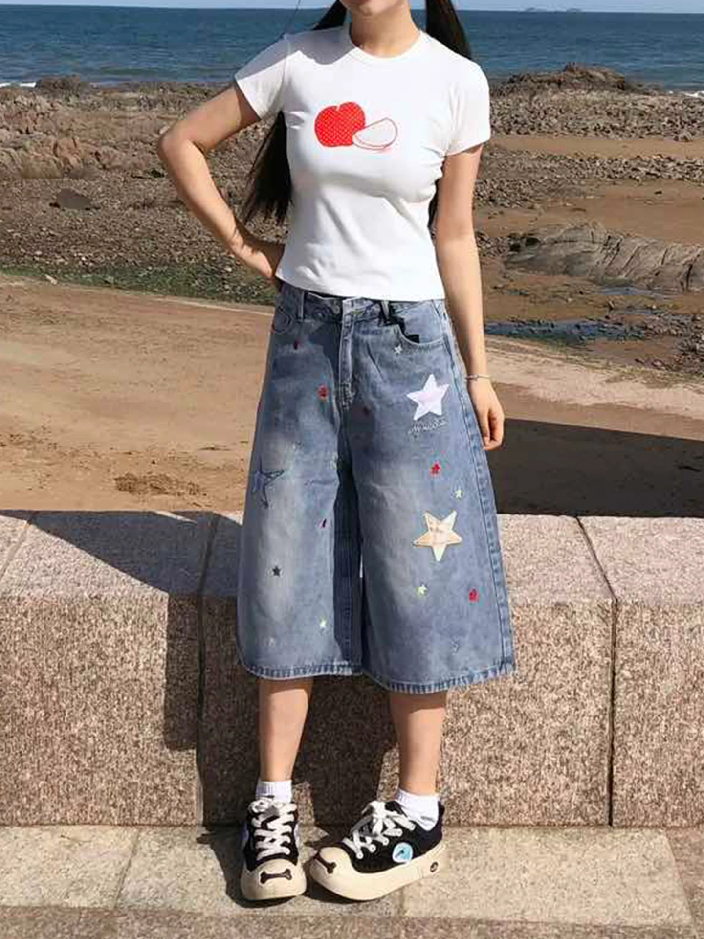 Summer 2026 High Waist Straight Leg Retro Versatile Thin Seven-Quarter Length Dopaamine Star Patch Denim Jeans Women's
Summer 2026 High Waist Straight Leg Retro Versatile Thin Seven-Quarter Length Dopaamine Star Patch Denim Jeans Women's