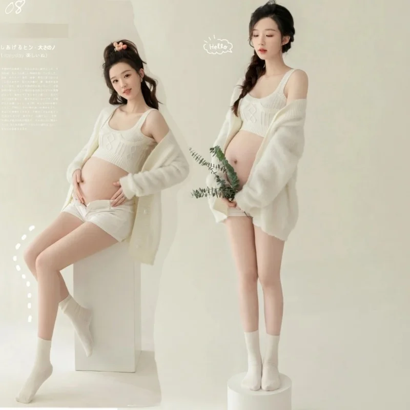 Cute Knitted Sweater Maternity Photo Studio Artistic Photographs Clothing Style Big Belly Mommy Photography Outfit
Cute Knitted Sweater Maternity Photo Studio Artistic Photographs Clothing Style Big Belly Mommy Photography Outfit