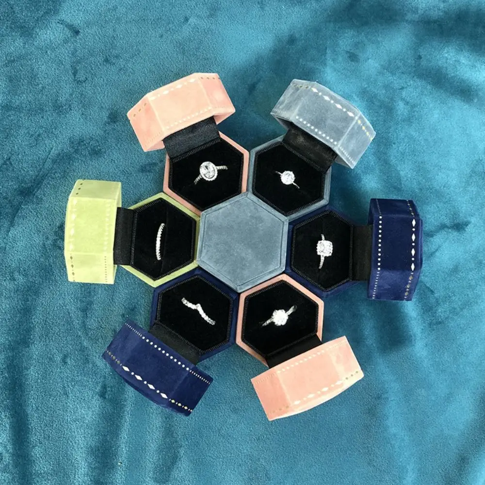 Velvet Jewelry Storage Box Single Slot Hexagonal Earrings Ring Display Case Clamshell Wedding Ring Box for Engagement Proposal
Velvet Jewelry Storage Box Single Slot Hexagonal Earrings Ring Display Case Clamshell Wedding Ring Box for Engagement Proposal