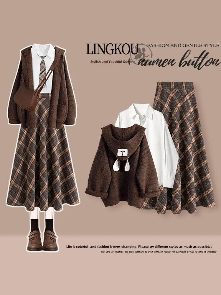 Elegant plus Size Autumn Set Women's College Style Age-Defying Jacket Base Shirt with Retro Plaid Skirt Three-Piece Set
Elegant plus Size Autumn Set Women's College Style Age-Defying Jacket Base Shirt with Retro Plaid Skirt Three-Piece Set