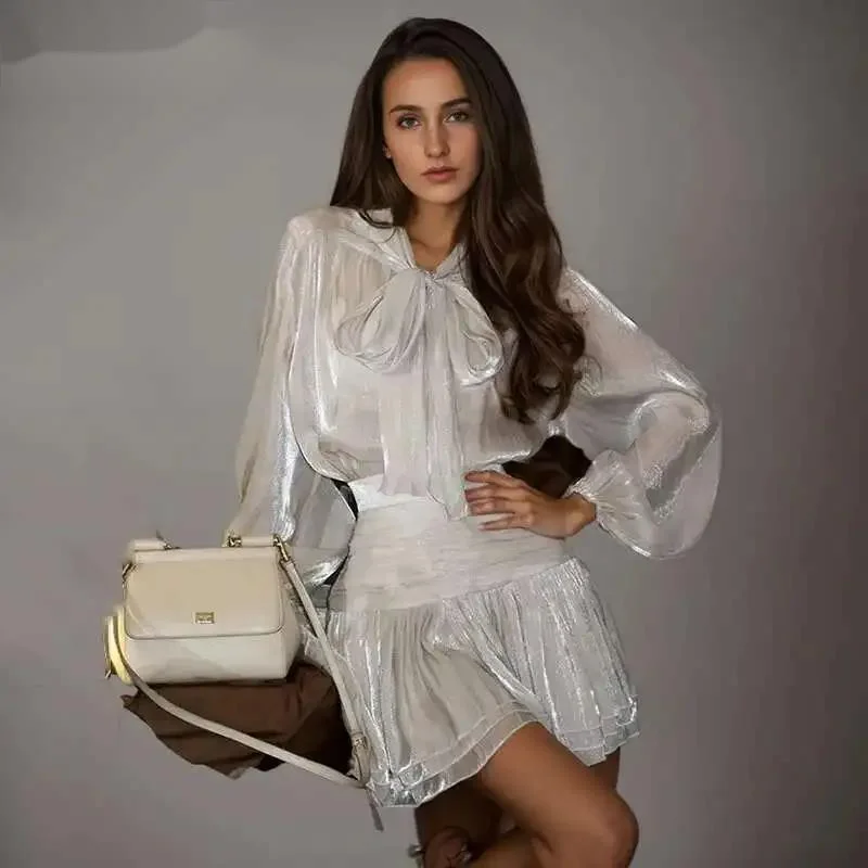 Fashion 2 Piece Set Women's Bow Tie Tied Long Sleeves Blouse Highe Waist Pleated Mini Skirt Suit New 7AX9ID
Fashion 2 Piece Set Women's Bow Tie Tied Long Sleeves Blouse Highe Waist Pleated Mini Skirt Suit New 7AX9ID