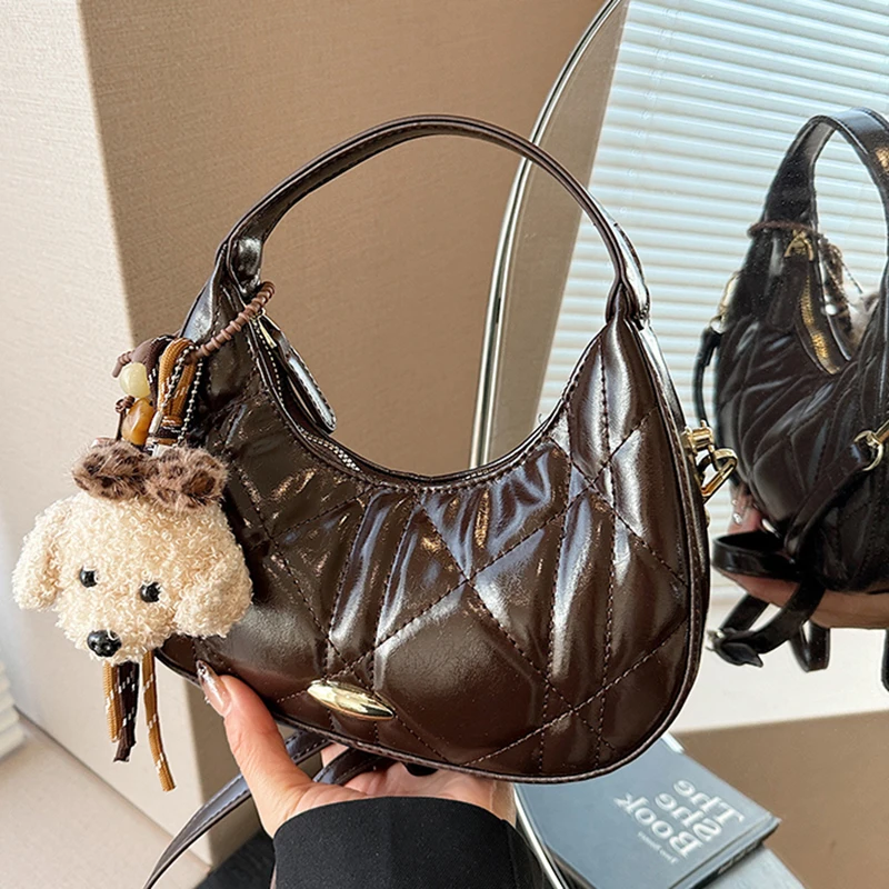 Женская сумка через плечо 2026: Новинка, маленькая сумка в форме полумесяца, на одно плечо, из искусственной кожи, легкая, роскошная, для повседневного использования
Женская сумка через плечо 2026: Новинка, маленькая сумка в форме полумесяца, на одно плечо, из искусственной кожи, легкая, роскошная, для повседневного использования