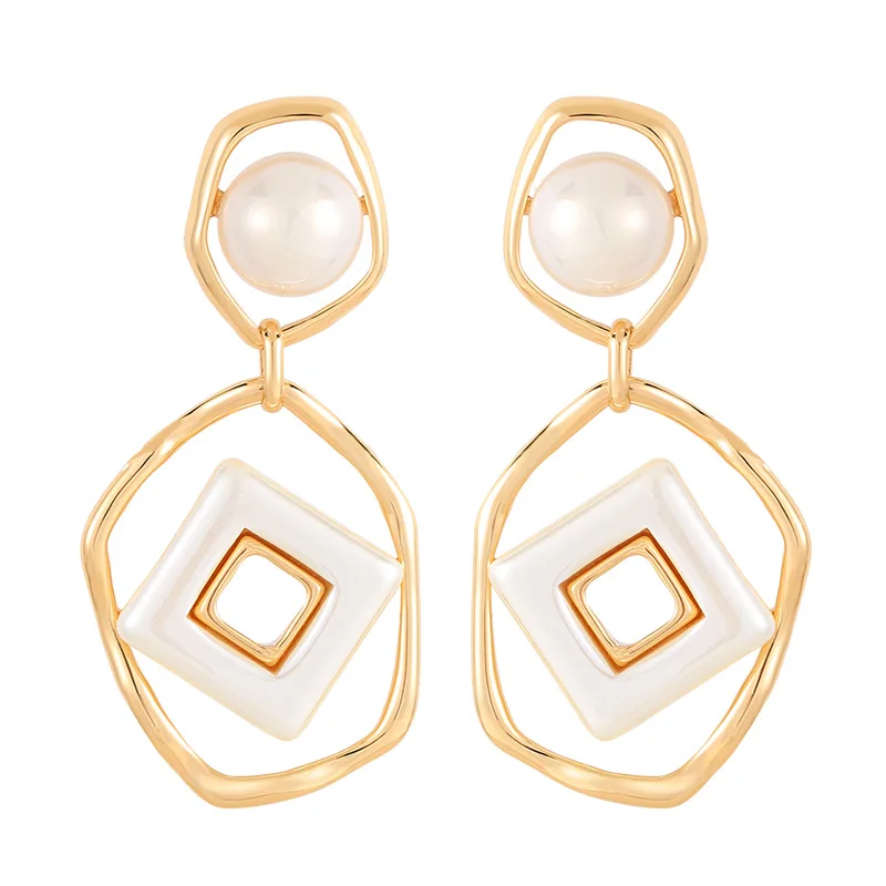 Light Luxury Exaggerated Irregular Hollow Geometric Earrings Trendy Design Sense Women Noble Party Jewelry Gift
Light Luxury Exaggerated Irregular Hollow Geometric Earrings Trendy Design Sense Women Noble Party Jewelry Gift