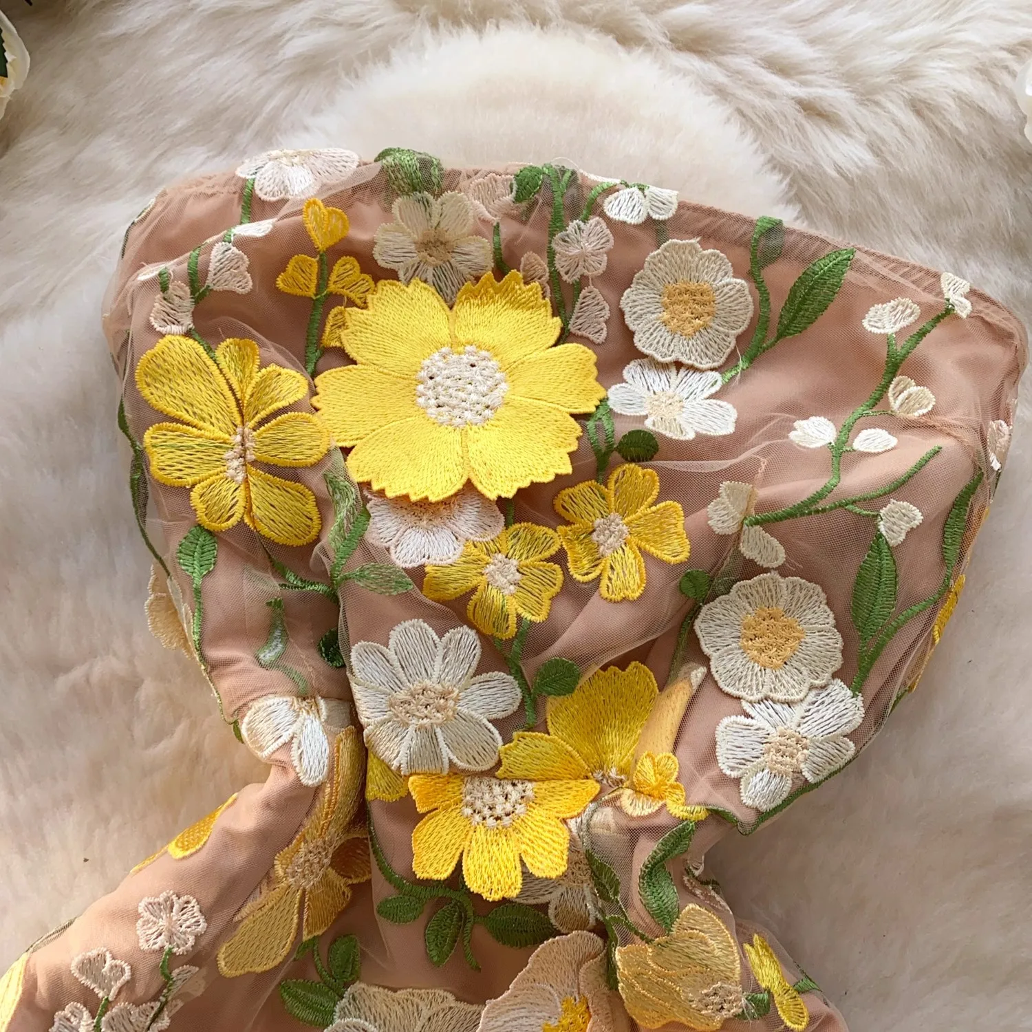 Платье женское 
Платье женское