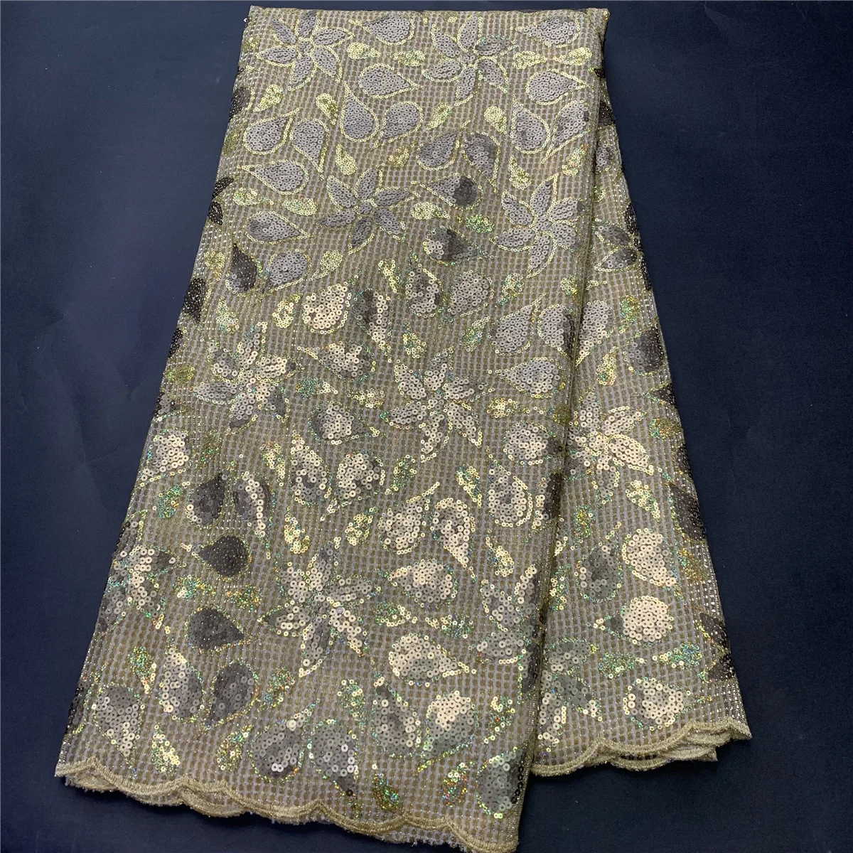 Golden Tulle Net Lace Fabric Laest 2024 African Hight Quality Nigerian Sequins Embroidery Lace Fabric For Bridal Party hz1137
Golden Tulle Net Lace Fabric Laest 2024 African Hight Quality Nigerian Sequins Embroidery Lace Fabric For Bridal Party hz1137