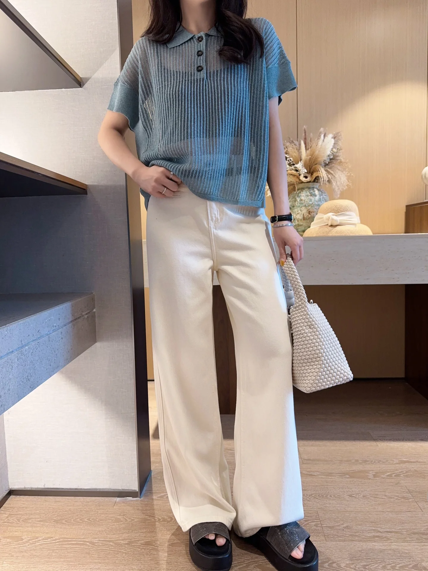 Comfortable Slimming High Waist Loose Straight Leg Cotton Linen Denim Pants Women's Premium Quality Straight Tube Trousers
Comfortable Slimming High Waist Loose Straight Leg Cotton Linen Denim Pants Women's Premium Quality Straight Tube Trousers