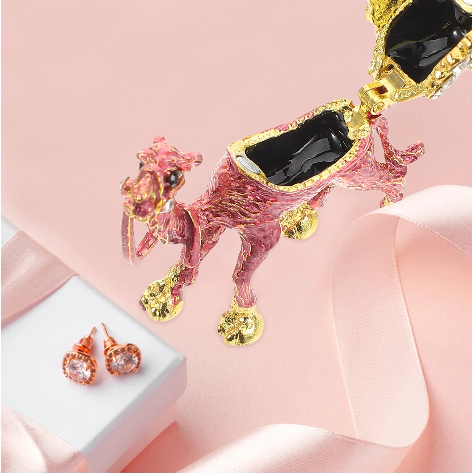 Jewelry Box Decor Retro Luxury Camel Figurine Holder Zinc Alloy Mini Storage Travel Craft Vintage Animal Hinge Ornament
Jewelry Box Decor Retro Luxury Camel Figurine Holder Zinc Alloy Mini Storage Travel Craft Vintage Animal Hinge Ornament