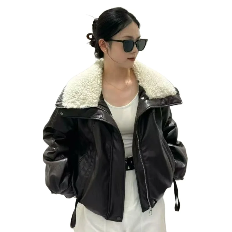 Зимние пальто, новый стиль, модная универсальная куртка из флиса с большими лацканами и толстым воротником, стильная кожаная куртка с завязкой на талии
Зимние пальто, новый стиль, модная универсальная куртка из флиса с большими лацканами и толстым воротником, стильная кожаная куртка с завязкой на талии