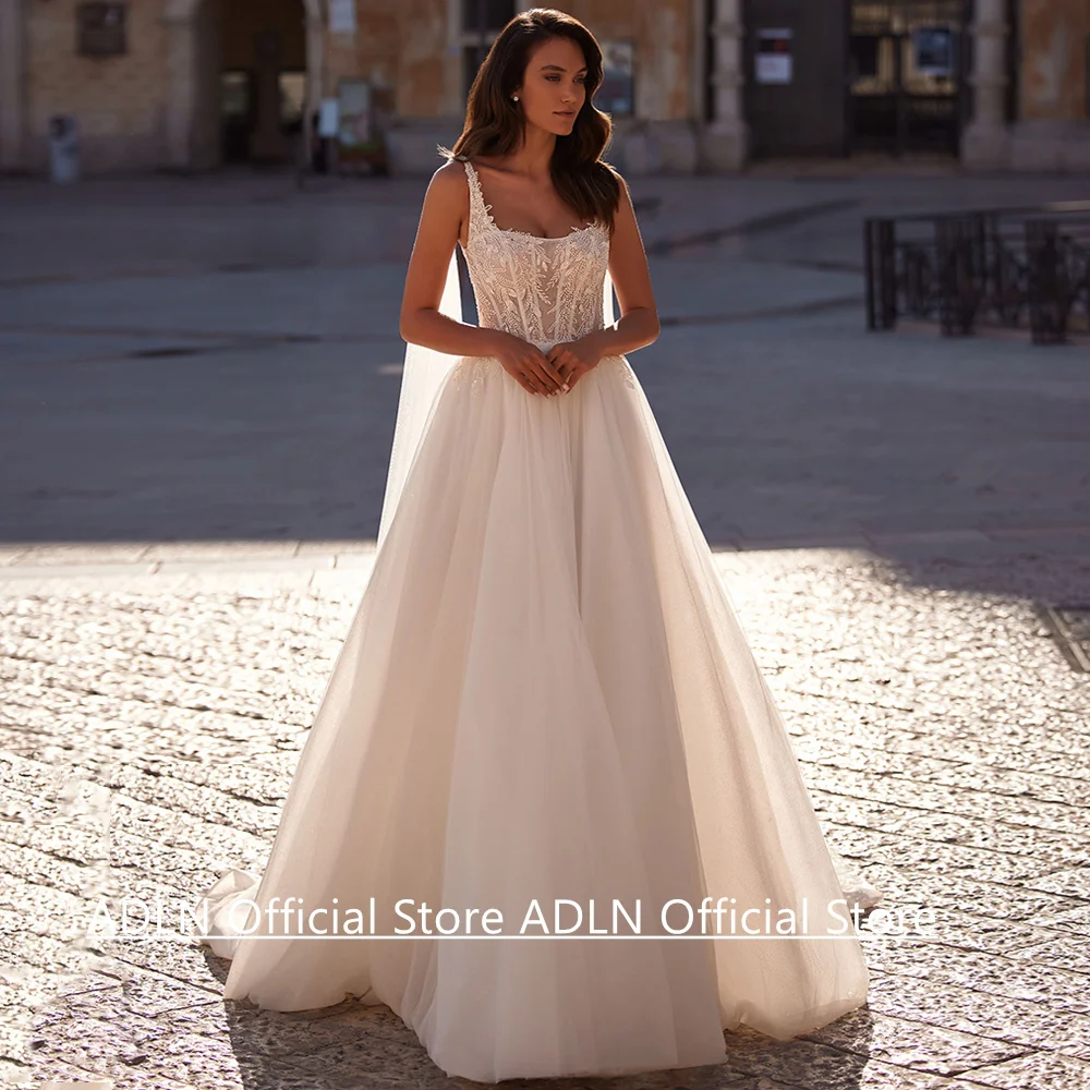 Woman Wedding Dress Vestidos De Novia Customized Square Neck See Through Applique Corset Bridal Gown for Bride Sweep Train
Woman Wedding Dress Vestidos De Novia Customized Square Neck See Through Applique Corset Bridal Gown for Bride Sweep Train