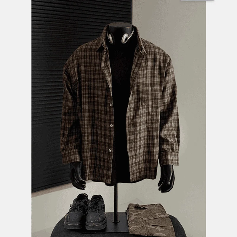 Black Long Sleeve Plaid Shirt Men Spring Autumn High End Fashion Versatile Checkered Shirt Loose Casual Outerwear
Black Long Sleeve Plaid Shirt Men Spring Autumn High End Fashion Versatile Checkered Shirt Loose Casual Outerwear
