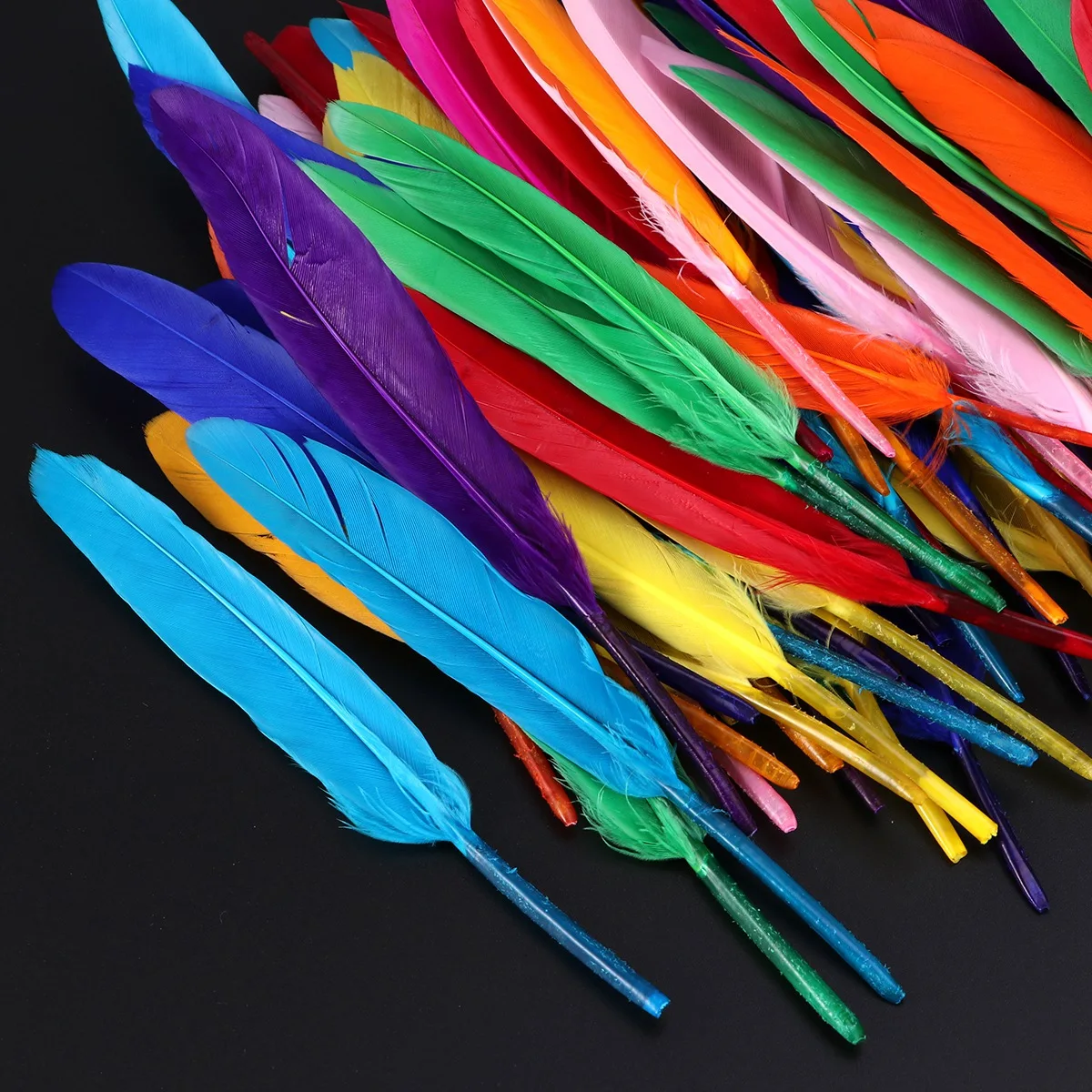 200Pcs DIY Natural Bright Color Soft for Handmade Mask Craft Party Wedding Home Decorative Accessories
200Pcs DIY Natural Bright Color Soft for Handmade Mask Craft Party Wedding Home Decorative Accessories