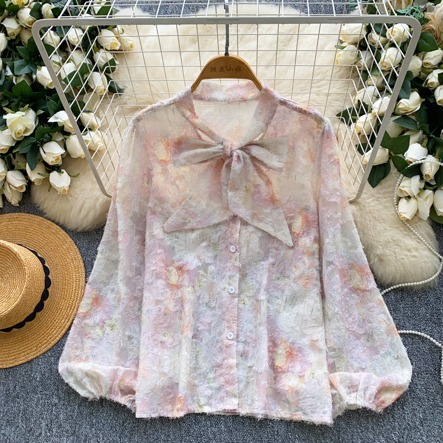 Элегантный сексуальный однобортный топ с рукавами-фонариками-бабочками, женская корейская модная осенняя уличная одежда
Элегантный сексуальный однобортный топ с рукавами-фонариками-бабочками, женская корейская модная осенняя уличная одежда