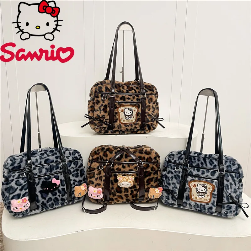 Новая женская сумка через плечо Hello Kitty, модный высококачественный рюкзак, универсальная женская сумка для повседневного использования на осень и зиму.
Новая женская сумка через плечо Hello Kitty, модный высококачественный рюкзак, универсальная женская сумка для повседневного использования на осень и зиму.