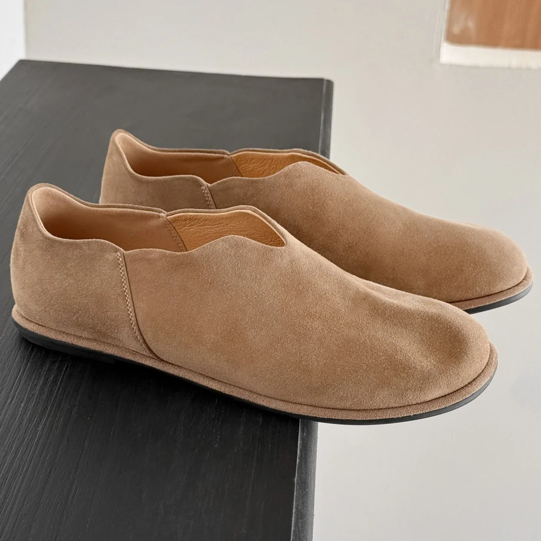 Женские лоферы без шнуровки из натуральной замши с круглым носком на плоской подошве, высококачественные мягкие удобные повседневные мокасины для вождения/прогулок 40
Женские лоферы без шнуровки из натуральной замши с круглым носком на плоской подошве, высококачественные мягкие удобные повседневные мокасины для вождения/прогулок 40