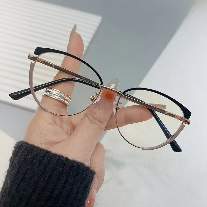 2023 New Fashion Anti-blue Light Women Cat Eye Eyeglasses Frame Brand Designer Oversized Optical Glasses Frames Clear Glasses
2023 New Fashion Anti-blue Light Women Cat Eye Eyeglasses Frame Brand Designer Oversized Optical Glasses Frames Clear Glasses