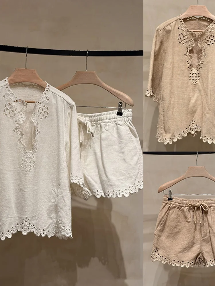 Spring 2026 Women's Fashion T-Shirt And Shorts Set Pure Color with Lace Hollow out V-Neck Short Sleeve Crew Neck Two-Piece Set
Spring 2026 Women's Fashion T-Shirt And Shorts Set Pure Color with Lace Hollow out V-Neck Short Sleeve Crew Neck Two-Piece Set