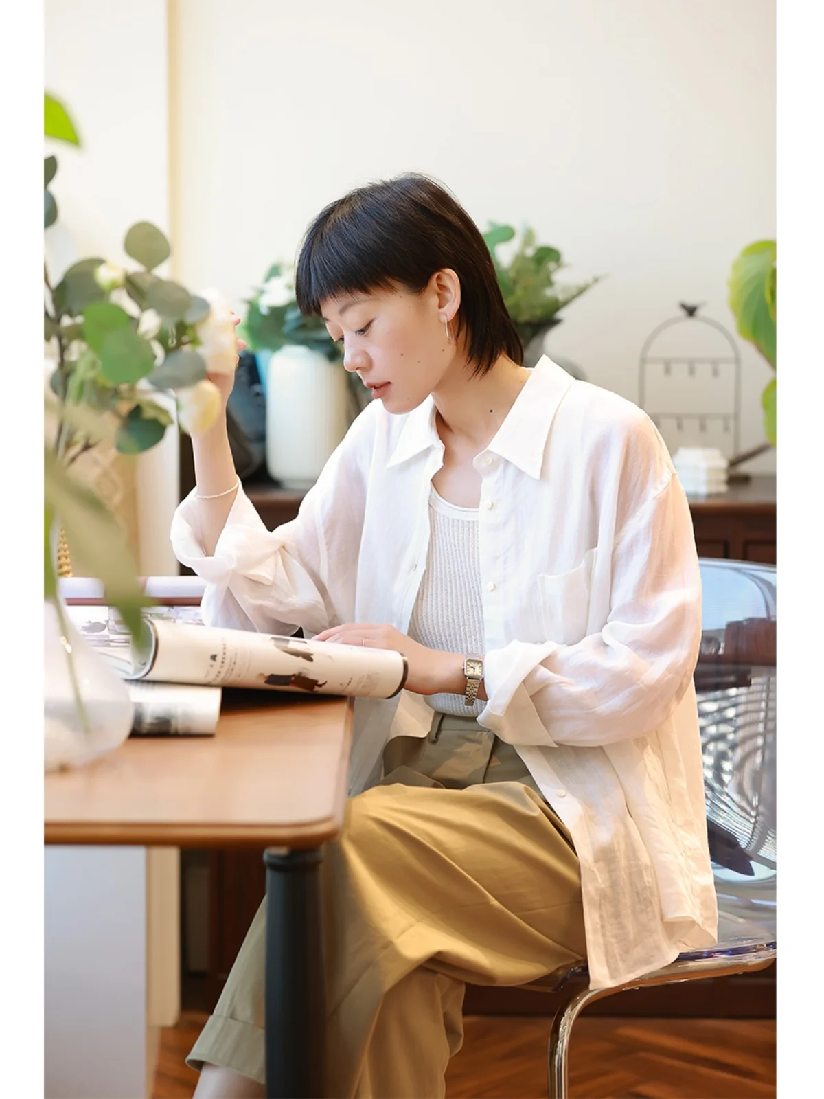 White Long Sve Linen irt Women's Summer New Air Conditioning Sun Protection Loose Fit Button up Breathable Thin irt
White Long Sve Linen irt Women's Summer New Air Conditioning Sun Protection Loose Fit Button up Breathable Thin irt