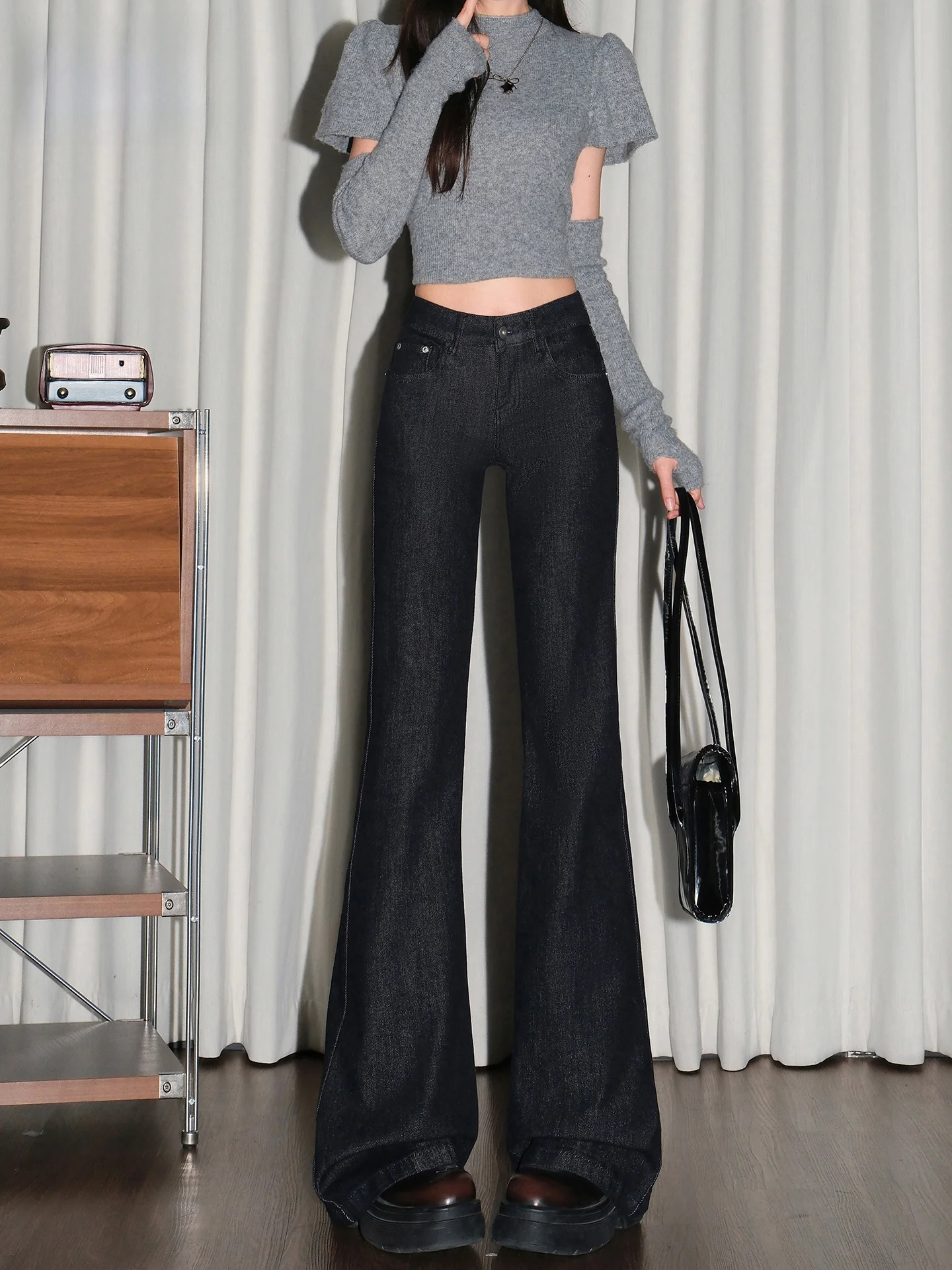 Low Waist American Style Denim Jeans Women's Slim Fit Bell Bottoms Elastic Casual Cotton Polyester Blend Spring Summer
Low Waist American Style Denim Jeans Women's Slim Fit Bell Bottoms Elastic Casual Cotton Polyester Blend Spring Summer