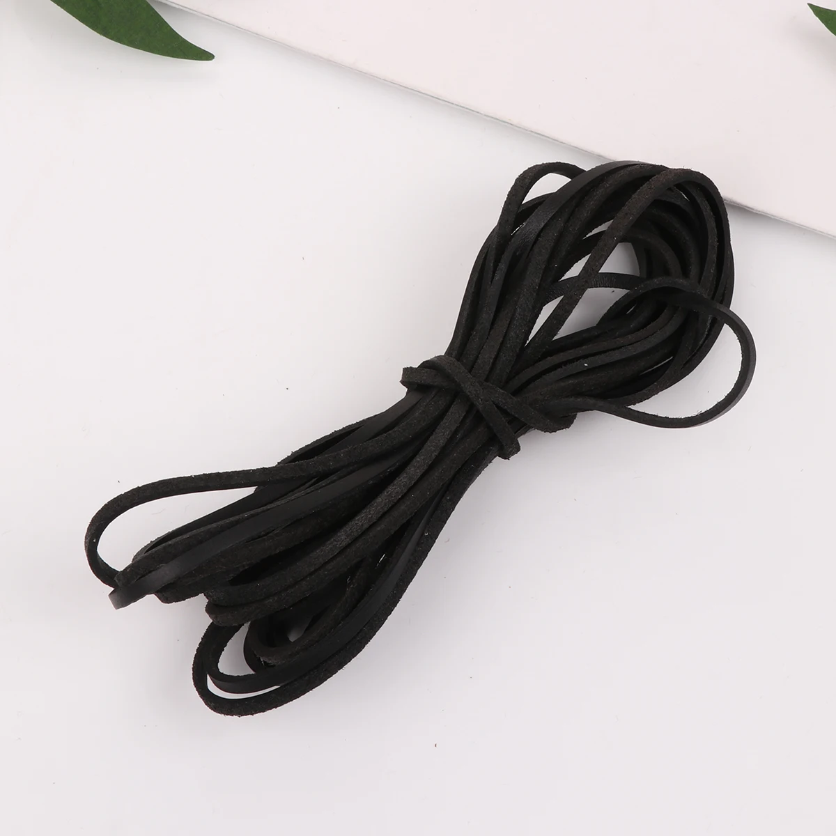 5M Cowhide Rope Bracelet DIY Cords Flat Supplies Jewelry Making Projects Macramé Craft Premium Quality
5M Cowhide Rope Bracelet DIY Cords Flat Supplies Jewelry Making Projects Macramé Craft Premium Quality