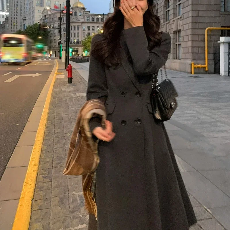 Double-breasted Black Hepburn Windwool Coat Women's Suit Collar New Premium Waist Slimming Clip Cotton Long Style Tweed Coat
Double-breasted Black Hepburn Windwool Coat Women's Suit Collar New Premium Waist Slimming Clip Cotton Long Style Tweed Coat