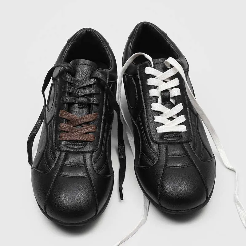 Men Retro Casual Training Shoes with Contrasting Shoelaces Height Increasing Lightweight Suitable for Walking Traveling
Men Retro Casual Training Shoes with Contrasting Shoelaces Height Increasing Lightweight Suitable for Walking Traveling