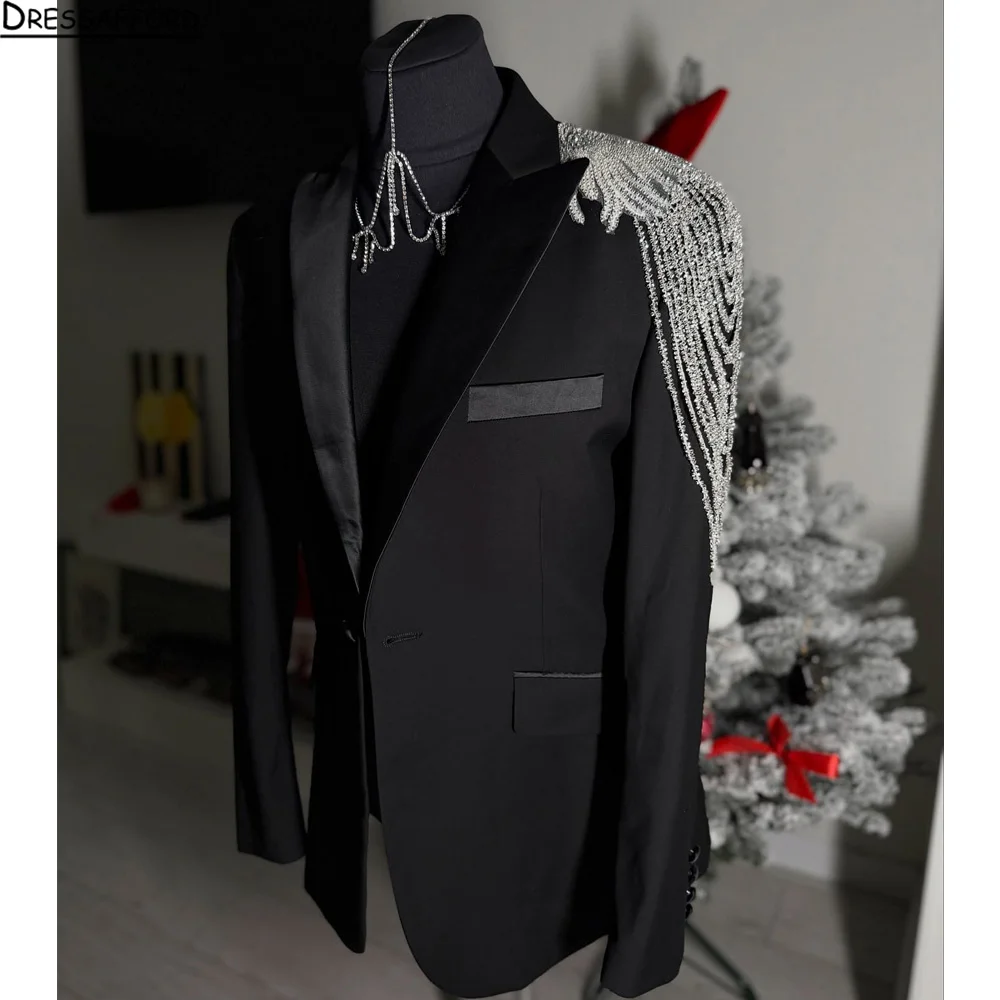 Роскошный формальный черный свадебный мужской костюм, облегающий смокинг жениха, белый новый дизайн, блестящий пиджак с шалью и лацканами, брюки, 2 шт.
Роскошный формальный черный свадебный мужской костюм, облегающий смокинг жениха, белый новый дизайн, блестящий пиджак с шалью и лацканами, брюки, 2 шт.