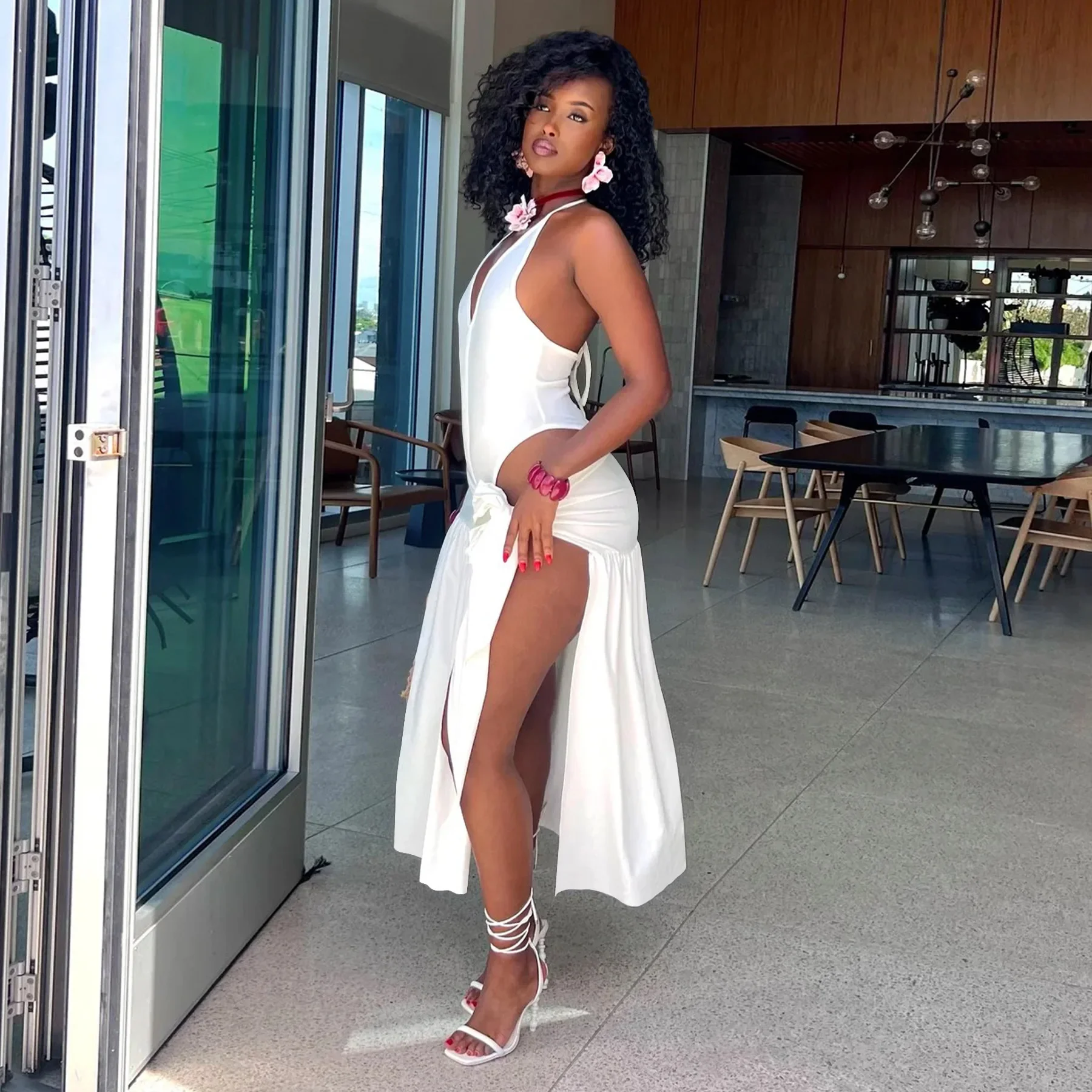 Sexy Party Club Skirt Suit for Woman Outfit Halter V-neck Backless Bodysuit Top and Lace-up Side Slit Long Skirt Beach Dress
Sexy Party Club Skirt Suit for Woman Outfit Halter V-neck Backless Bodysuit Top and Lace-up Side Slit Long Skirt Beach Dress