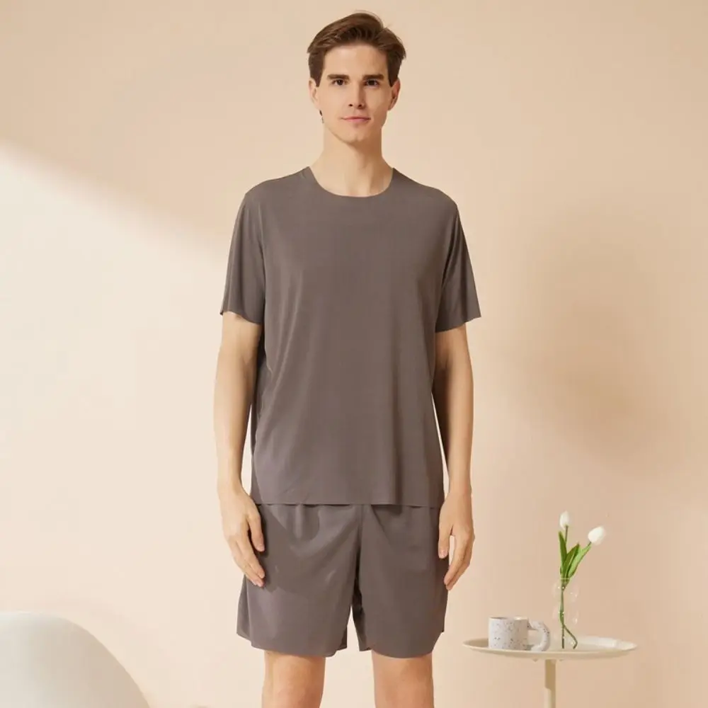 Casual Seamless Short Sleeve Sleepwear Suit Simple Ice Silk Men Summer Pajamas Loose Home Wear 2Piece Nightwear Set Women
Casual Seamless Short Sleeve Sleepwear Suit Simple Ice Silk Men Summer Pajamas Loose Home Wear 2Piece Nightwear Set Women