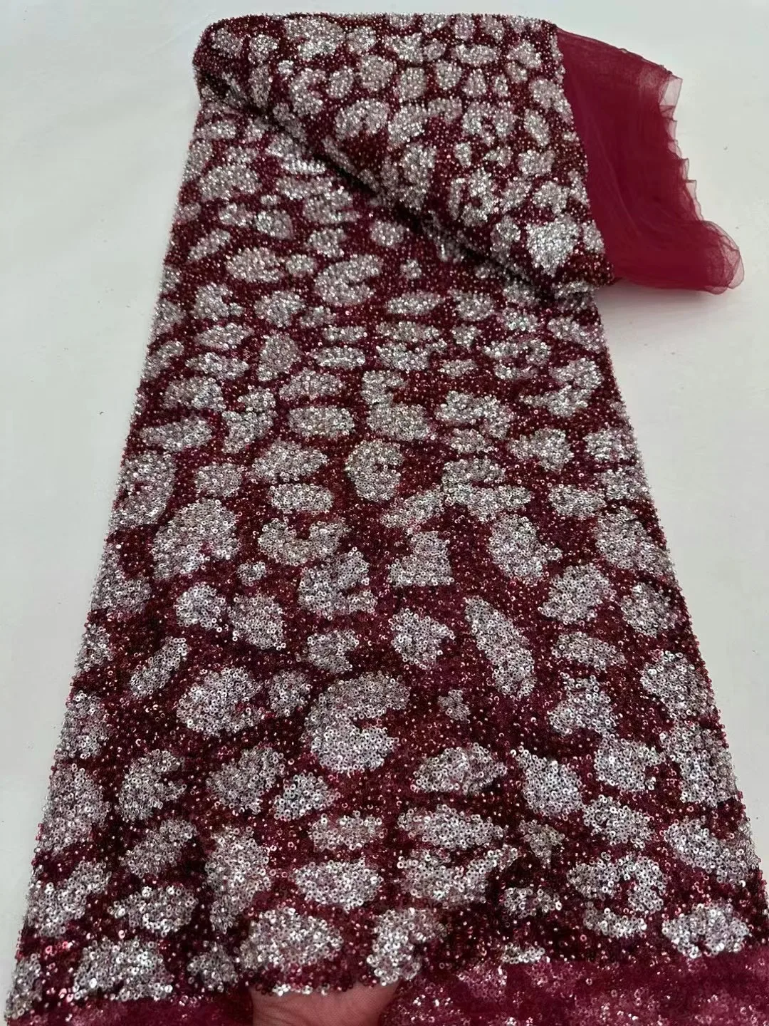Latest African Lace Fabric, Luxury French Sequins, Mesh Lace Fabric, High-end Handmade Beaded for Wedding, 2024
Latest African Lace Fabric, Luxury French Sequins, Mesh Lace Fabric, High-end Handmade Beaded for Wedding, 2024